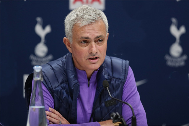 九游ag网页版直接进入-切尔西球迷呼吁解雇波切蒂诺